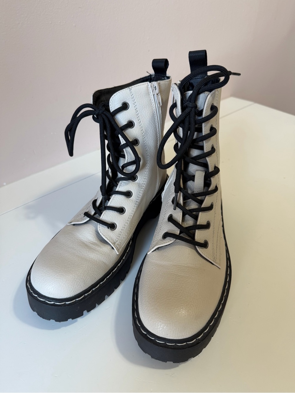 Women’s Lace-Up Combat Boots in Light Gray